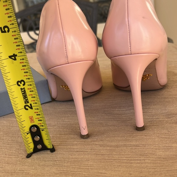 Prada light pink orchid heels Women’s 39.5-lightly worn - Picture 6 of 8
